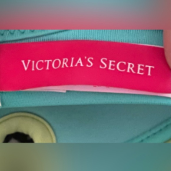 VS GRN/YELO Bikini Top, 32B  Winter Sale - Picture 5 of 6